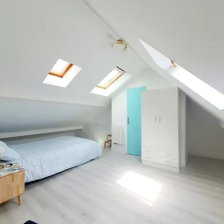 Evry Serenity Haven - Sleeps 9 Ferienhaus Courcouronnes